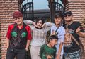 Foto Lawas Keluarga Sule Bersemi Kembali, Rizky Febian Ungkap Perasaan Ibunda di Surga, 'Mama Pasti Bahagia Disana..'