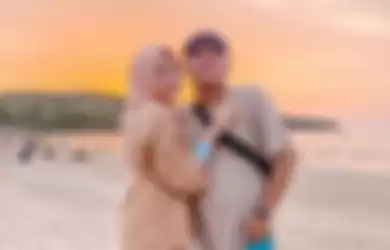 Nathalie Holscher Couple dengan Sule Kenakan Kemeja Putih, Netizen: Keren untuk Iklan Pilkada!