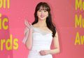 6 Dress Cantik Kim So Hyun Bikin Tampilan Jadi Stunning Saat Kondangan