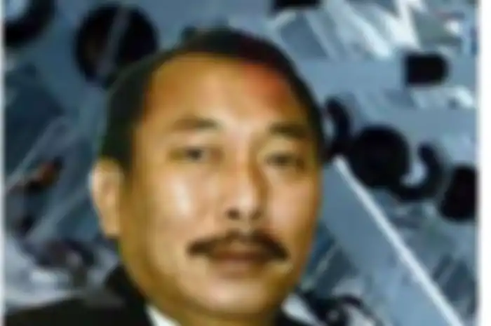 Robby Sumampow alias Robby Kethek adalah pengusaha yang dipasrahi mengelola judi Porkas pada zaman Orde Baru. Dia dikenal dekat dengan Keluarga Cendana.