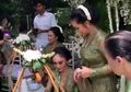 Intip Serunya Prosesi Dodol Dawet, Dalam Rangkaian Acara Menjelang Pernikahan Adik Krisdayanti