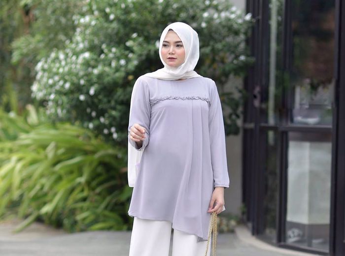 hijab warna putih