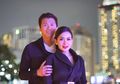 Syahrini Tampil Beda dengan Makeup Tebal dan Ikat Pinggang Mahal Saat Temani Reino Barack Hadiri Acara di Singapura
