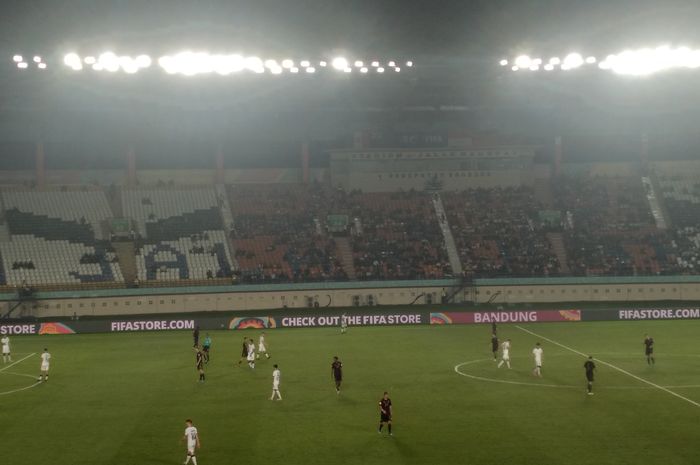 Suasana pertandingan Selandia Baru vs Jerman di Stadion Si Jalak Harupat, Rabu (15/11/2023). 