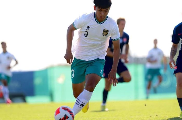 Hokky Caraka dipanggil Shin Tae-yong untuk membela Timnas U-23 Indonesia.