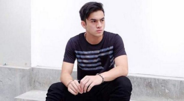 7 Seleb Cowok Muda Indonesia Yang Berwajah Bule Berdarah Blasteran Semua Halaman Cewekbanget 7 Seleb Cowok Muda Indonesia Yang Berwajah Bule Berdarah Blasteran Semua Halaman Cewekbanget