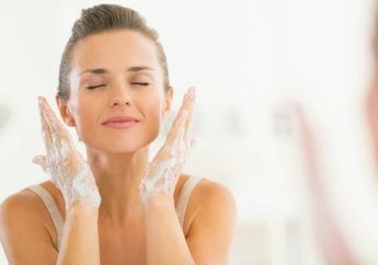 Hindari Masalah Kulit Wajah Dengan Sabun Cuci Muka Anti polusi, Ini Rekomendasinya