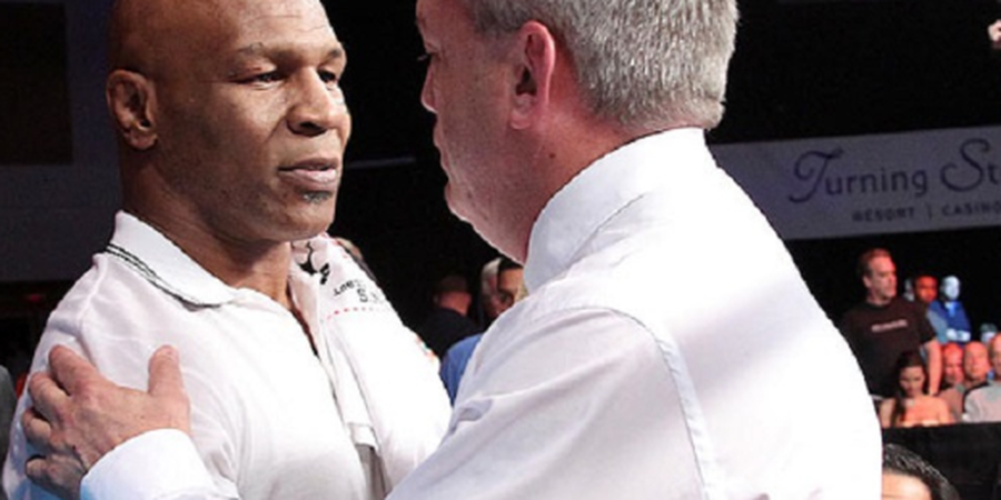 Perang Raksasa UFC 265 Berakhir Mengejutkan, Eks Pelatih Mike Tyson Beri Pesan Berkelas