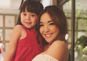 Baru 4 Tahun Gempita Derita Mata Minus dan Silinder, Gisella Anastasia: Mama Pengen Marah tapi Sediih