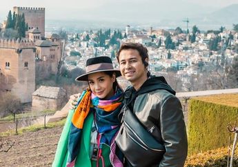 Berangan-angan Liburan Berdua dengan Raffi Ahmad, Nagita Slavina Sebal Selalu 'Diduakan' oleh Sang Suami: Kalau Berduaan Ya Paling Kamu Sama HP!