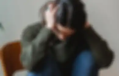 Merasa Aneh saat Mengalaminya? Ini Arti Firasat Telinga Berdenging Menurut Primbon Jawa