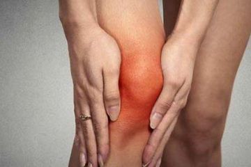 Kanker tulang Chondrosarcoma sering terjadi pada orang dewasa dan lansia.