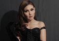 Cantik Natural! Ayu Tingting Pamer Gaya Sporty Saat Lari Pagi Bareng Pemuda Kampung