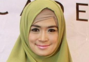 Sempat Alami Trauma Psikis Pergoki Mantan Suami Berduaan Bersama Wanita Lain di Apartemen, Kini Kehidupan Yulia Rachman Jauh Berbeda hingga Pilih Nikah Lagi dan Mantap Berhijrah