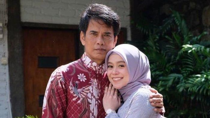 Endang Mulyana dan putrinya, Lesti Kejora.