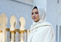 Cantiknya Raline Shah Pakai Kerudung Saat Kunjungi Masjid di Abu Dhabi