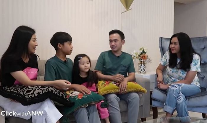 Potret Ruben Onsu dan Betrand Peto saat ngobrol bareng Atiek Nur Wahyuni
