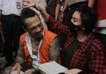 Berkat Andil Besar Sang Istri, Jerinx Akhirnya Luluh dan Mau Divaksin