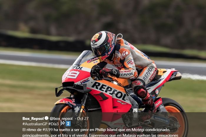 Aksi Pembalap Repsol Honda, Jorgre Lorenzo saat melakoni balapan MotoGP Australia 2019, MInggu (27/10/2019)