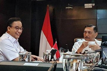 Anies Baswedan temui Luhut Pandjaitan.