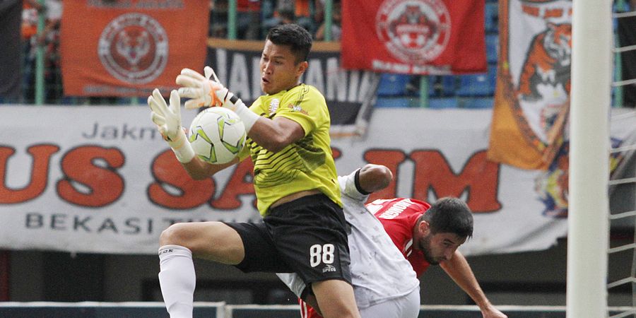 Jadi Pelapis Andritany Ardhiyasa, Kiper Persija Mengaku Pernah Dapat Tekanan dari Pelatih