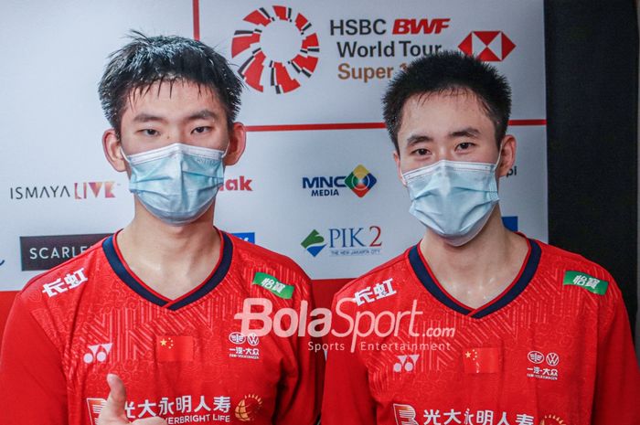 Atlet bulutangkis ganda putra China, Liu Yu Chen dan Ou Xuan Yi