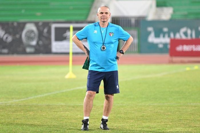 Pelatih Kuwait, Vitezav Lavicka.