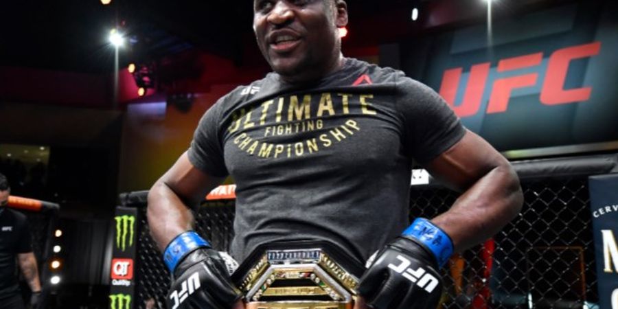 Besar dan Bikin Orang Takut, Francis Ngannou Pas Jadi Raja Kelas Berat UFC 