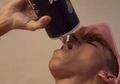 Viral The Salt Challenge di TikTok, Dokter Jelaskan Bahaya Di Baliknya