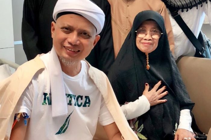 Ibunda Ustaz Arifin Ilham Ungkap Sang Anak Telah Membagikan Warisan