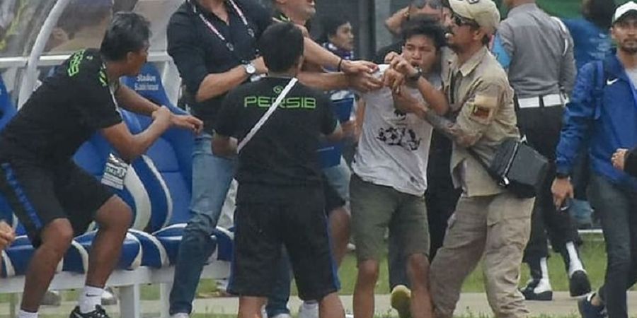 Pemukulan terhadap Pelatih Persib Bandung Jadi Sorotan Media Internasional 