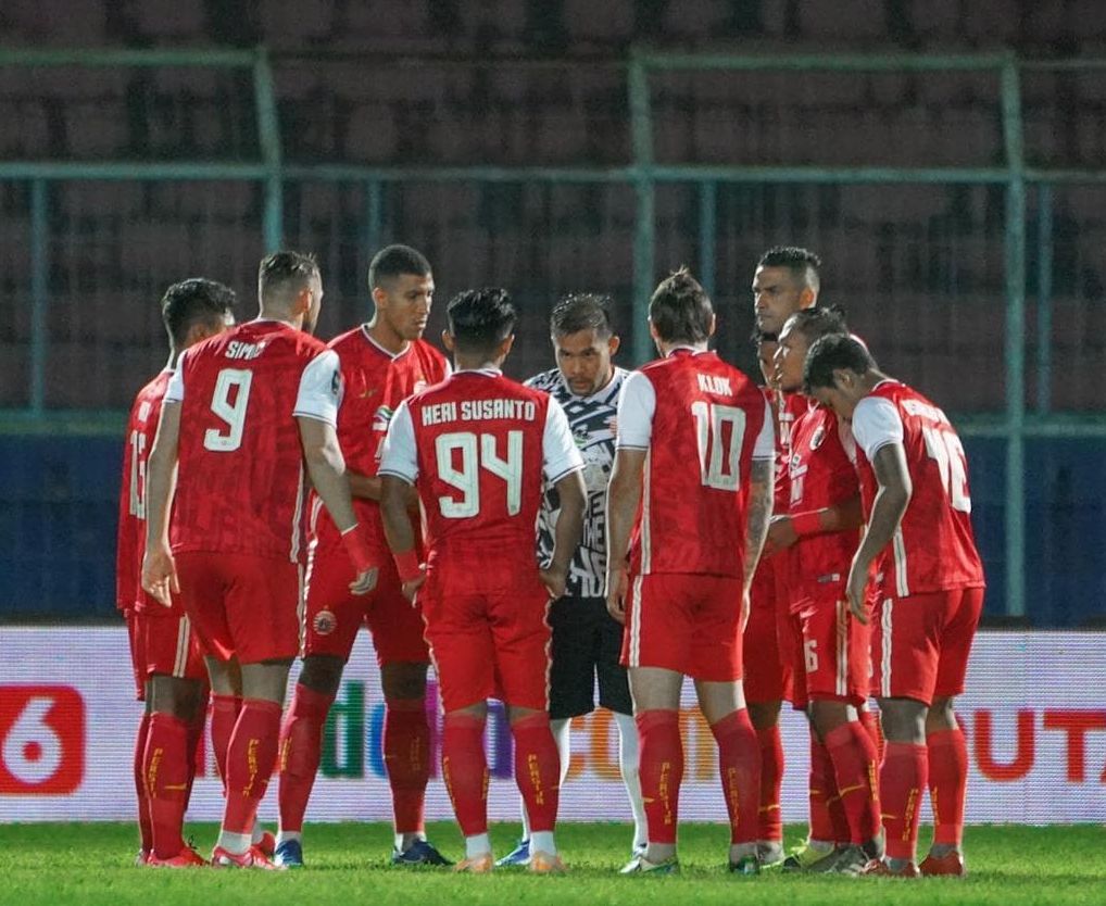 FK Radnički Niš - FK Radnički Niš telah menambah foto baru