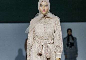 10 Model Dress Muslim Fashion Week 2022 Ini Bisa Dipakai Buat Lebaran!