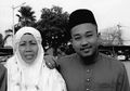 Kisah Haru dari Cowok yang Terus Nge-WhatsApp Almarhumah Ibunya
