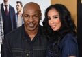 Lewat Prank! Mike Tyson Nikah Ulang dengan Lakiha Spicer Secara Islam