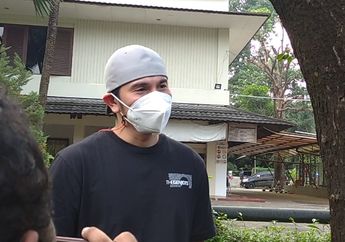 Bantah Bucin, Vino G Bastian Beberkan Alasan Cuma Follow Instagram Marsha Timothy