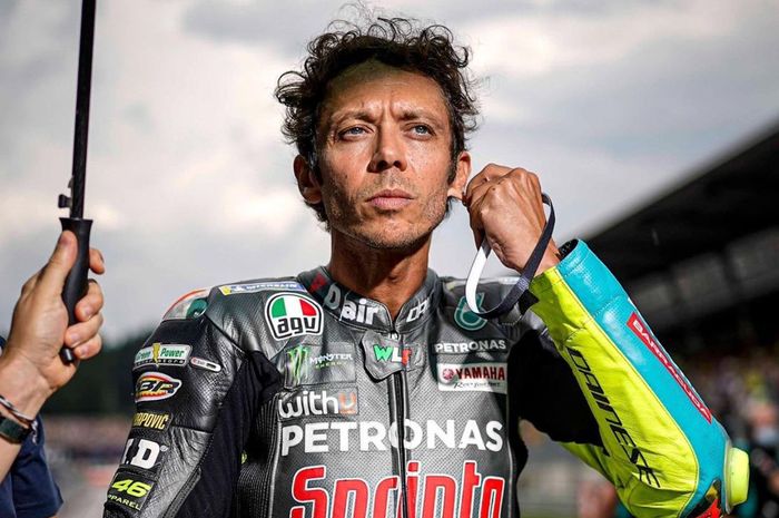 Pembalap MotoGP yang bertarung di bawah payung tim Petronas Yamaha SRT, Valentino Rossi.
