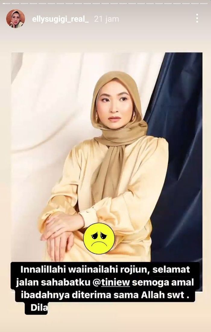 Elly Sugigi berduka