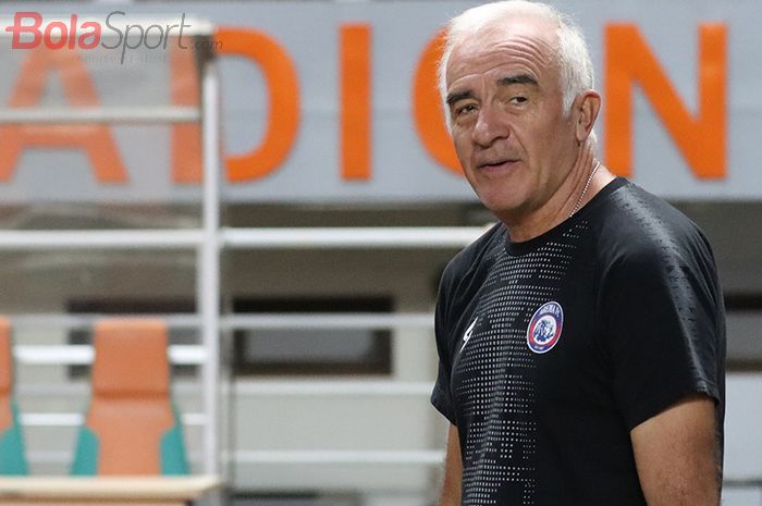 Arema Fc Datangkan Pemain Muda Tanpa Seleksi Ini Kata Mario Gomez