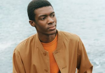 UNIQLO Hadirkan Koleksi Uniqlo U 2022 Spring/Summer, Catat Daftar Harganya!