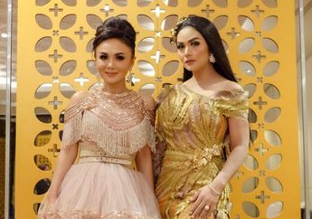 Kompakan Pakai Kaus Oblong, Intip Gaya Yuni Shara dan Krisdayanti yang Sederhana dan Jauh dari Kesan Glamor