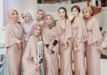 5 Inspirasi Model Seragam Bridesmaid Hijab yang Elegan nan Anggun. Tiru, Yuk!