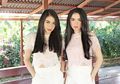 Kompaknya Kakak Beradik Angel dan Keiza Karamoy Tampil Bak Tokoh Frozen