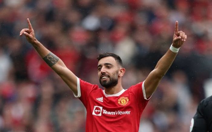 Rio Ferdinand mengklaim bahwa Bruno Fernandes adalah satu-satunya perekrutan yang berkembang sejak bergabung ke Setan Merah. 