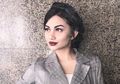 Pakai Baju Seksi Hingga Belahan Dada Terlihat, Tampilan Ariel Tatum Justru Tuai Pujian Netizen