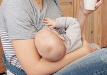 Moms Jangan Bingung, Ini Penyebab Bayi Minta ASI Terus padahal Sudah Gumoh