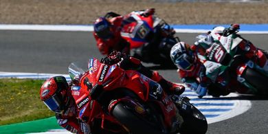 Hasil MotoGP Spanyol 2024 - Duel Panas Francesco Bagnaia vs Marc Marquez Dimenangi Murid Rossi, Jorge Martin Crash saat Terdepan