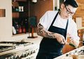 Belajar Cara Membuat Sate Gurita Tidak Alot Langsung dengan Chef William Gozali!