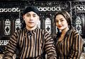 Perdana Hadiri Kondangan Sejak Nikah, Begini Penampilan Siti Badriah dan Krisjiana, Warganet: 'Kirain Pengantinnya'