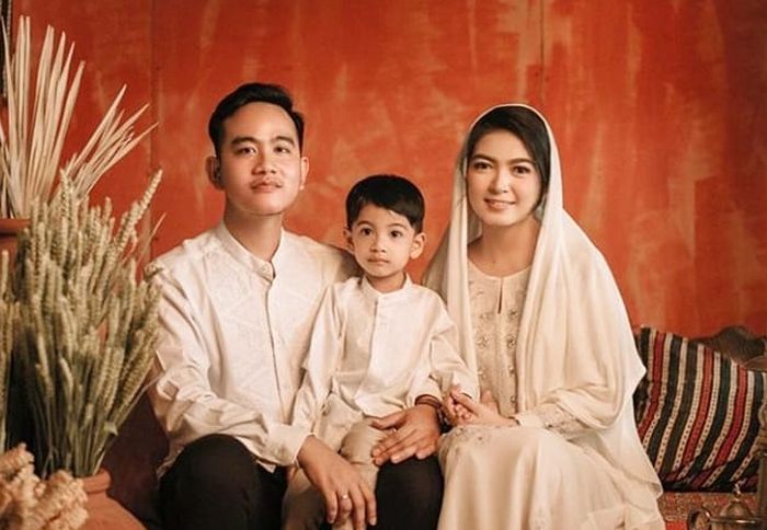 Gibran Rakabuming Raka, Selvi Ananda dan Jan Ethes